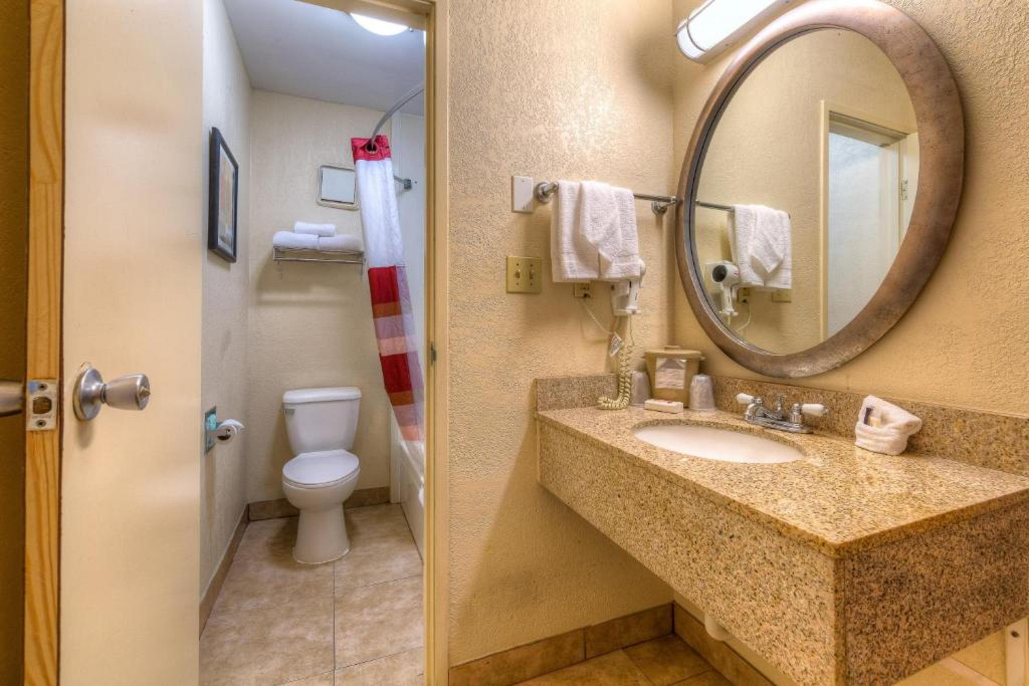 Red Roof Inn Тълса Екстериор снимка